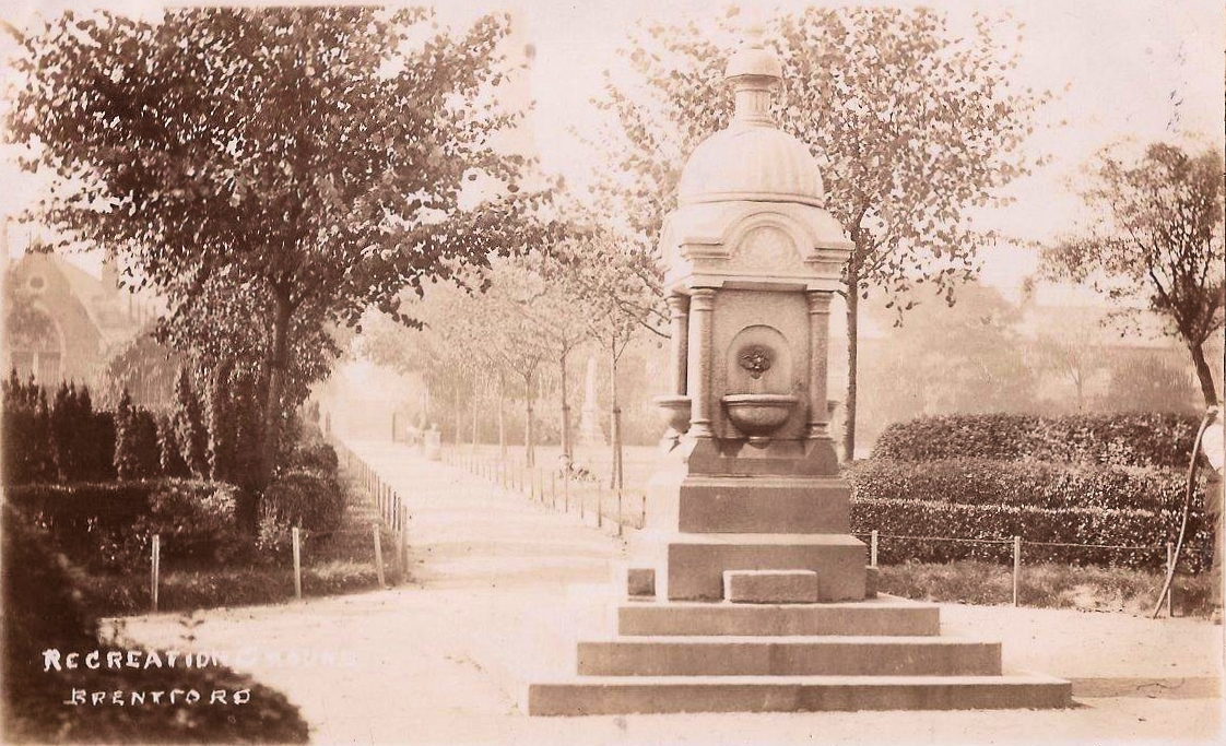 Fountain, Brentford Recreation Ground