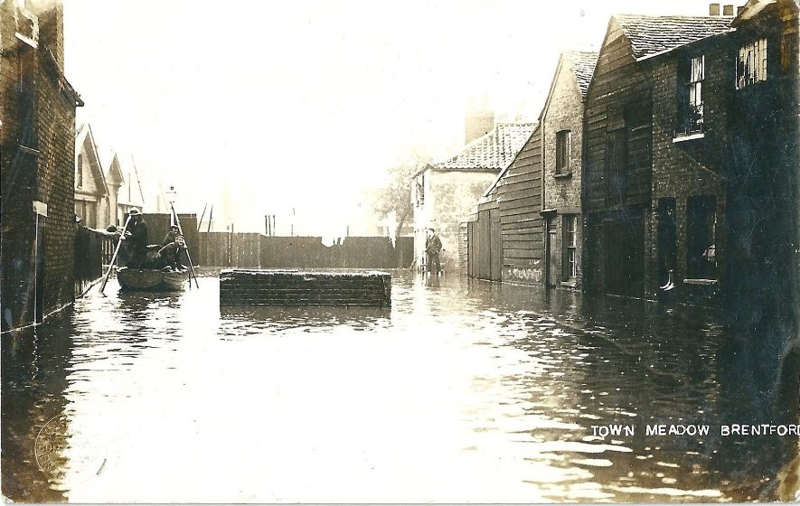 Town Meadow Road floods