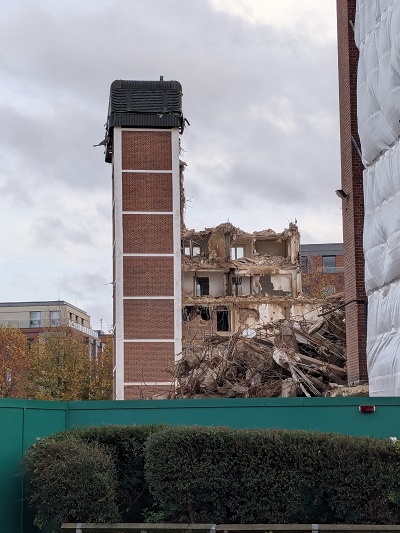 11 November, top floors gone